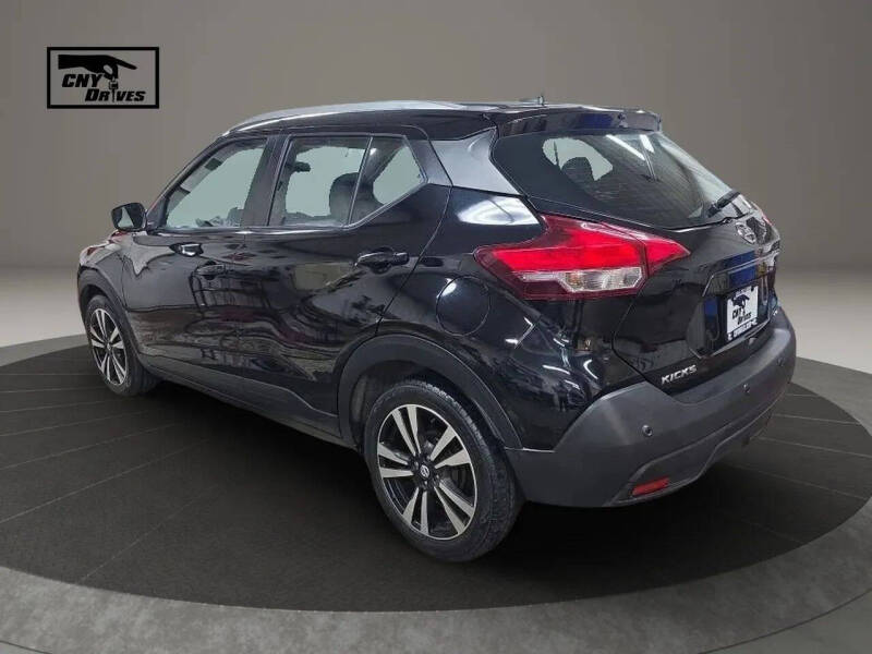 2020 Nissan Kicks SV