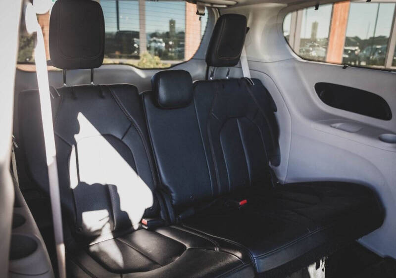 2020 Chrysler Pacifica Touring L Plus