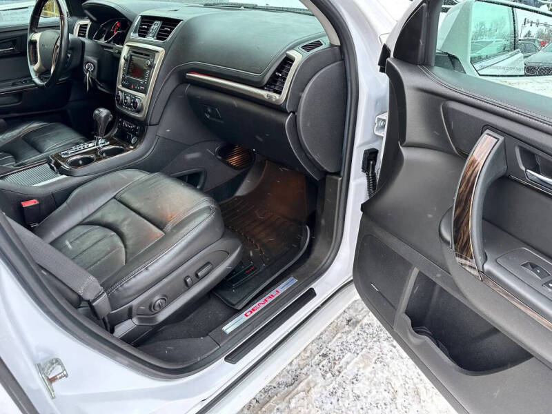 2016 GMC Acadia Denali