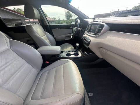 2019 Kia Sorento EX V6