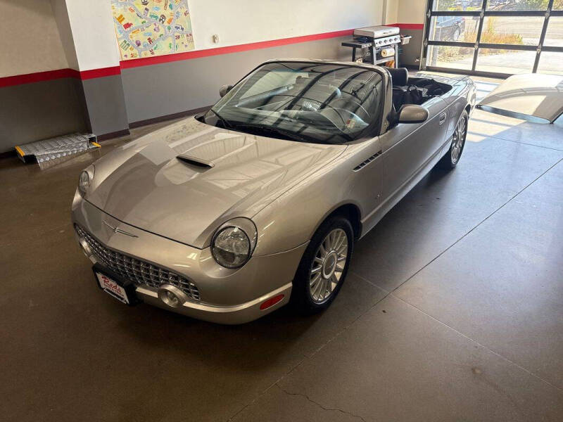 2004 Ford Thunderbird Deluxe