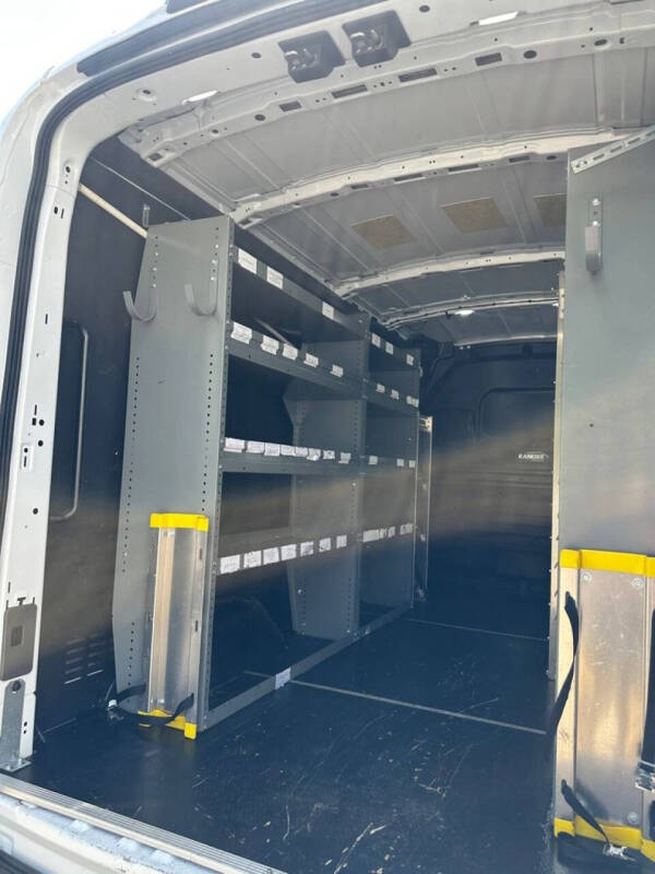 2023 Ford E-Transit