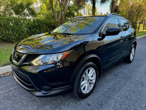 2019 Nissan Rogue Sport for sale at DENMARK AUTO BROKERS in Riviera Beach FL