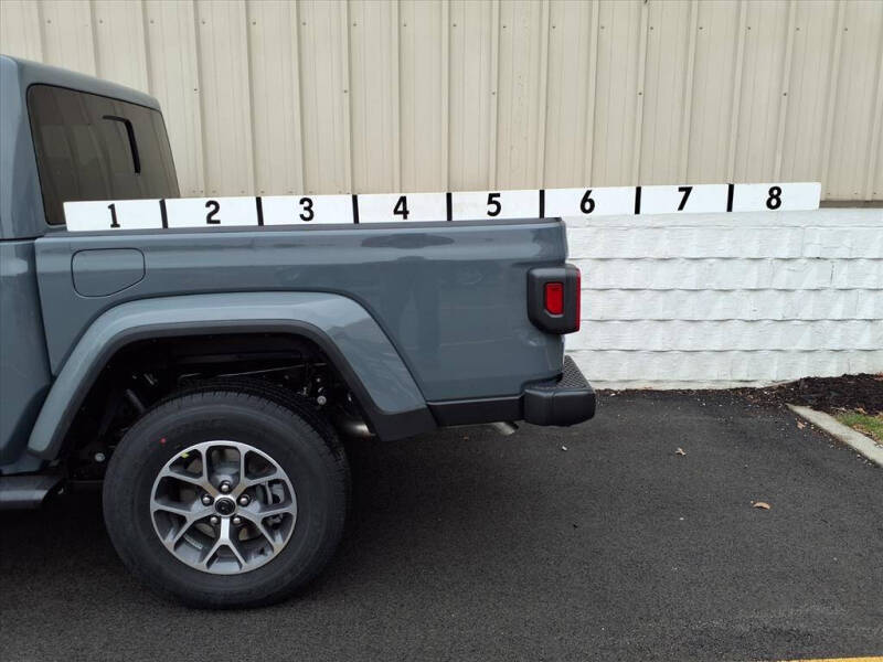 2026 Jeep Gladiator Sport S