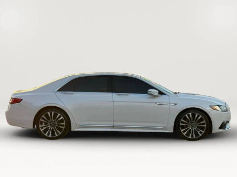 2017 Lincoln Continental Select