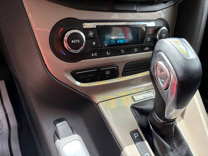 2012 Ford Focus SEL