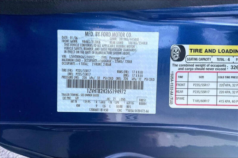 2006 Ford Mustang GT Deluxe