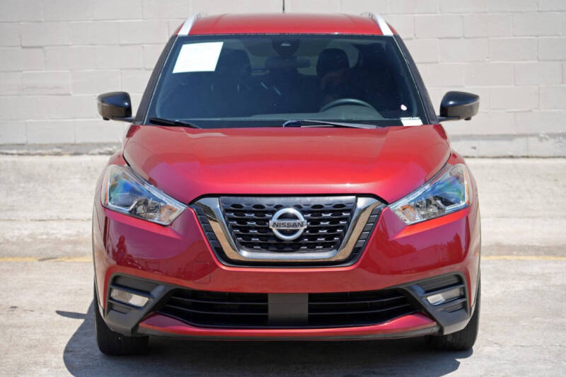 2020 Nissan Kicks SR