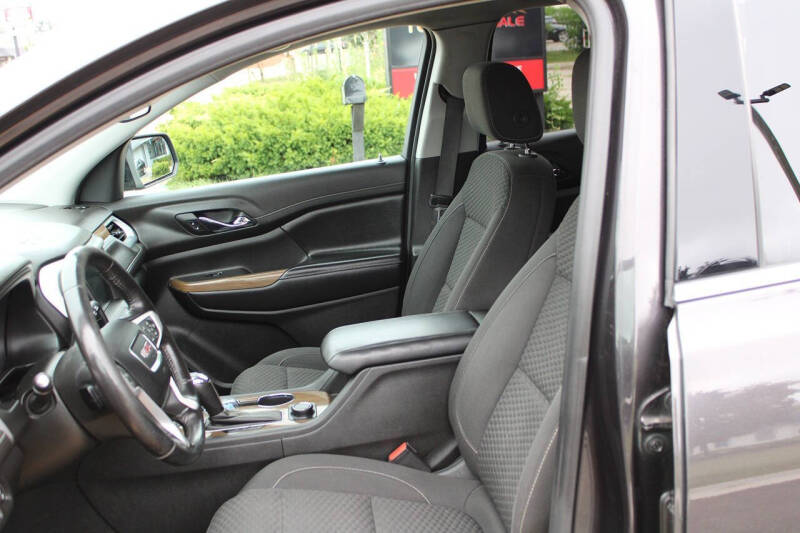 2019 GMC Acadia SLE-2