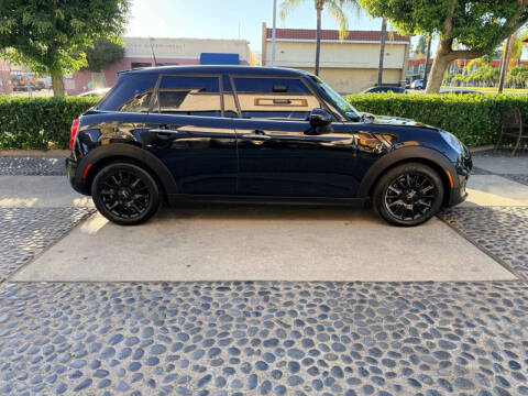 2018 MINI Hardtop 4 Door Cooper