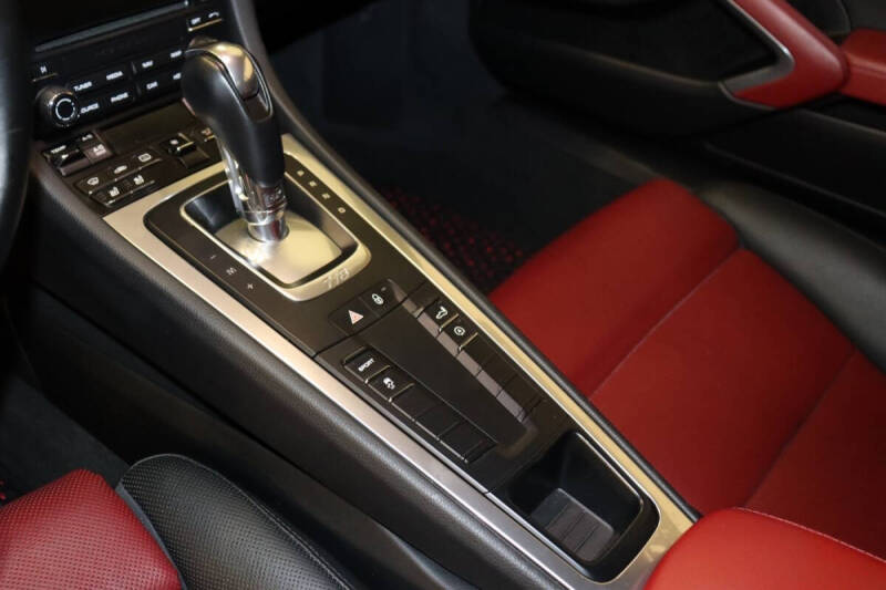 2018 Porsche 718 Cayman