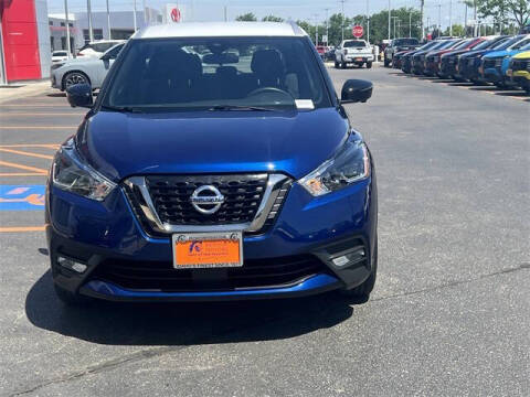 2020 Nissan Kicks SR