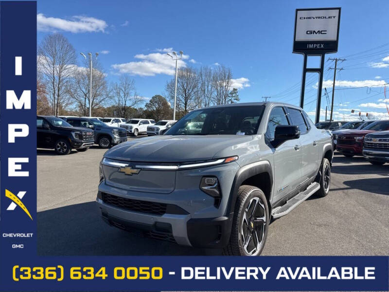 2026 Chevrolet Silverado EV LT's photo