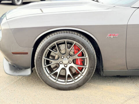 2015 Dodge Challenger SRT 392