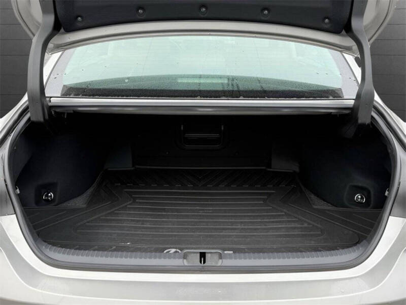 2021 Lexus ES 300h Luxury