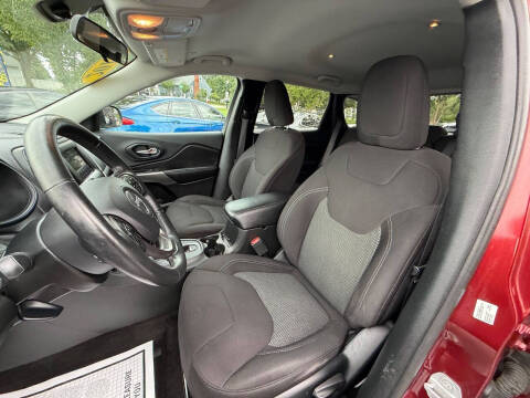 2019 Jeep Cherokee Latitude