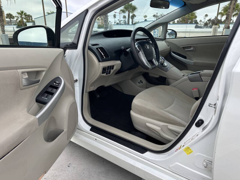 2013 Toyota Prius Three