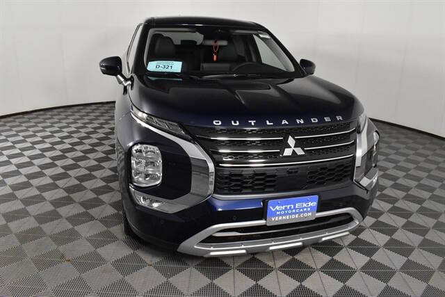 2025 Mitsubishi Outlander PHEV SE