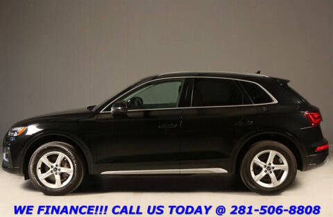 2023 Audi Q5 quattro Premium 40 TFSI