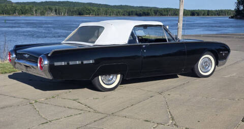 1962 Ford Thunderbird