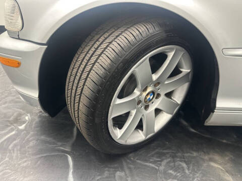 2002 BMW 3 Series 325Ci