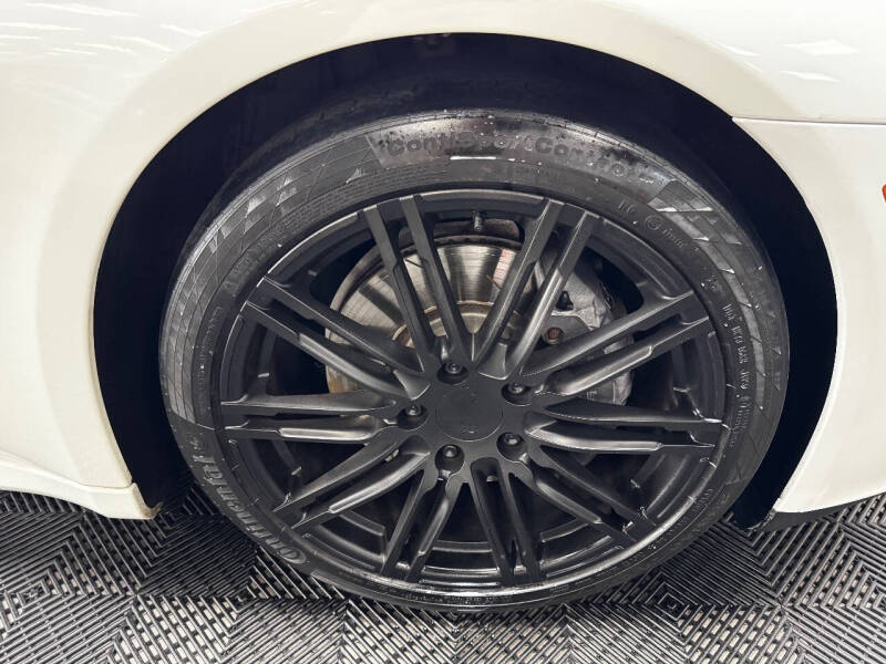 2015 Porsche Panamera 4