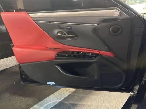 2024 Lexus ES 350 F SPORT Handling