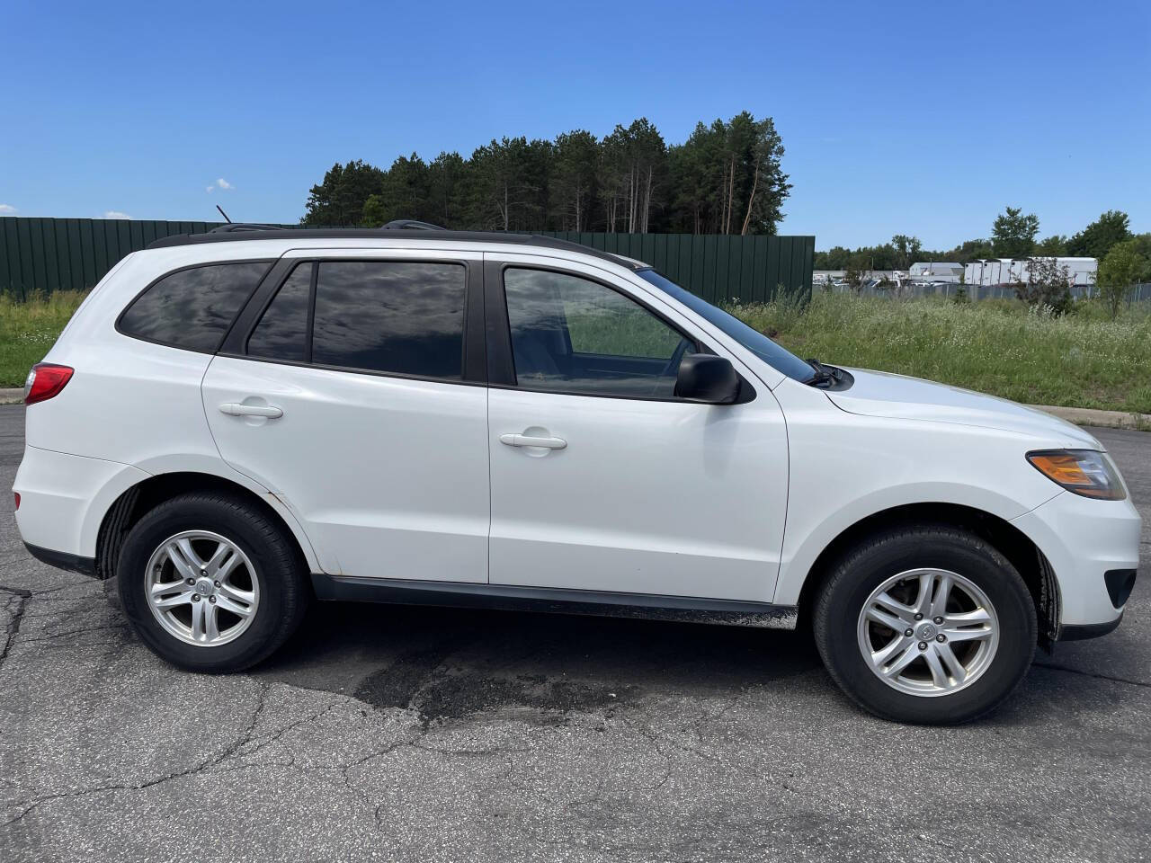 2010 Hyundai SANTA FE for sale at Twin Cities Auctions in Elk River, MN