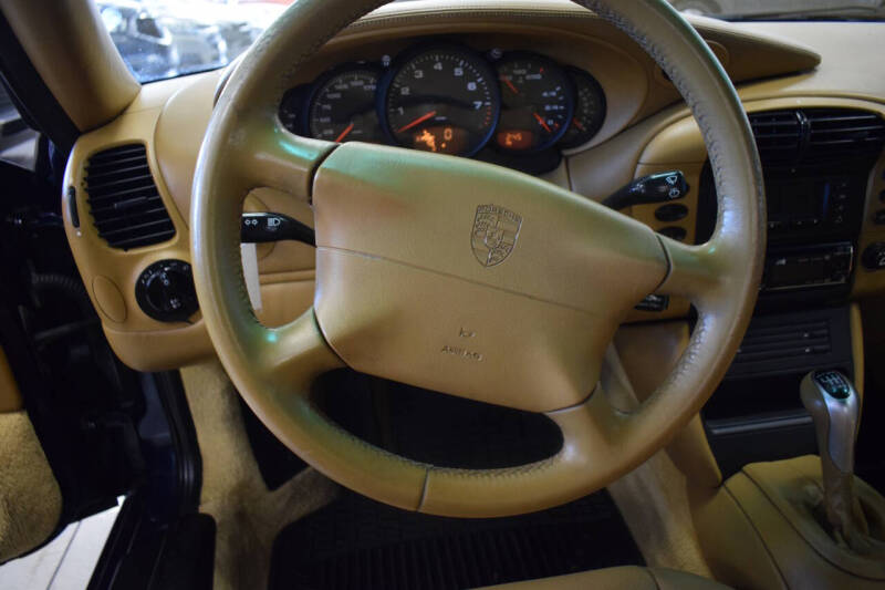 2000 Porsche 911 Carrera