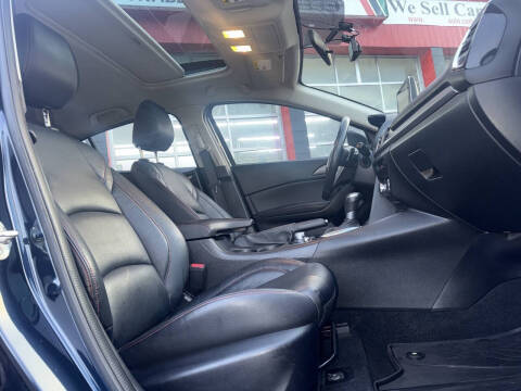 2015 Mazda MAZDA3 s Touring