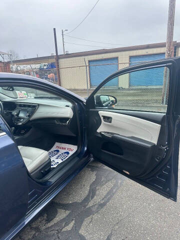 2018 Toyota Avalon Hybrid XLE Premium