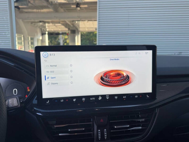 2023 Ford Escape ST-Line Select