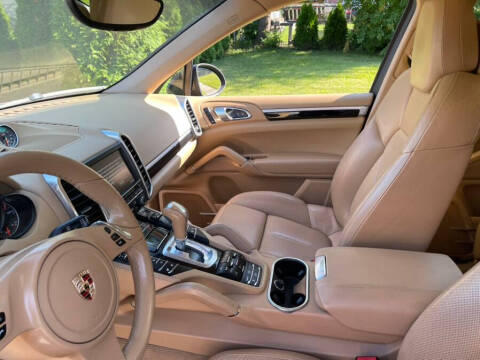 2012 Porsche Cayenne S