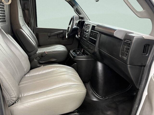 2017 Chevrolet Express 2500