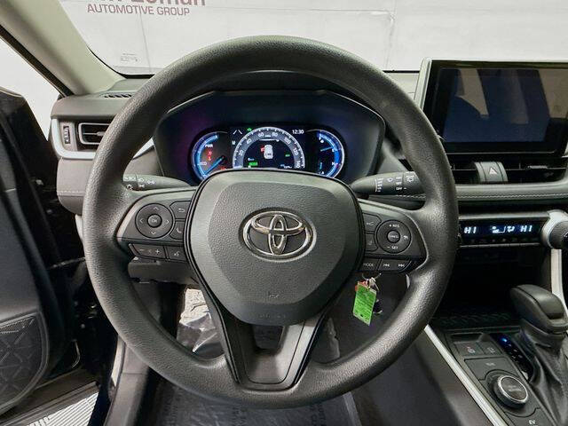 2024 Toyota RAV4 Hybrid LE