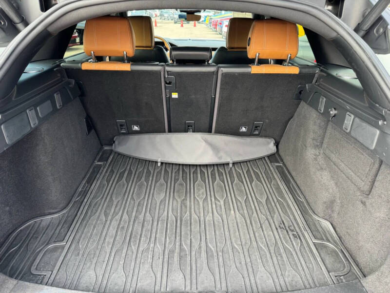 2019 Land Rover Range Rover Velar P250 R-Dynamic SE