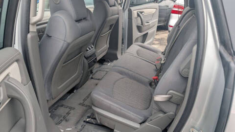 2017 Chevrolet Traverse LS