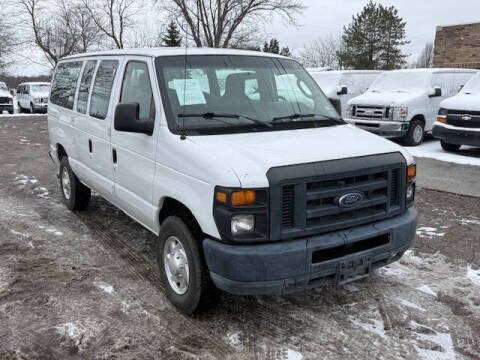 2013 Ford E-Series E-350 SD XL