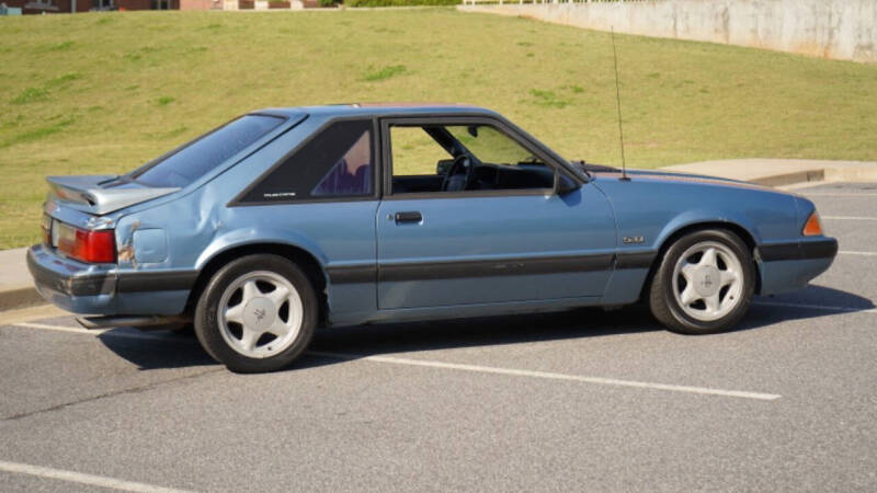 1990 Ford Mustang LX 5.0