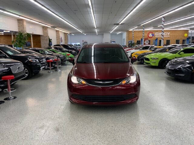 2020 Chrysler Voyager LX