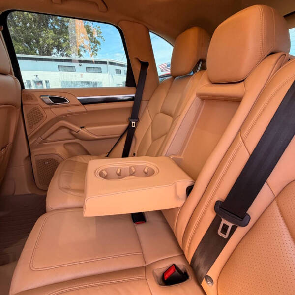 2016 Porsche Cayenne