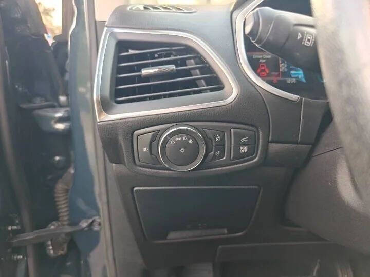 2019 Ford Edge Titanium