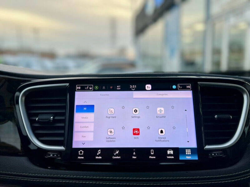 2021 Chrysler Pacifica Hybrid Limited