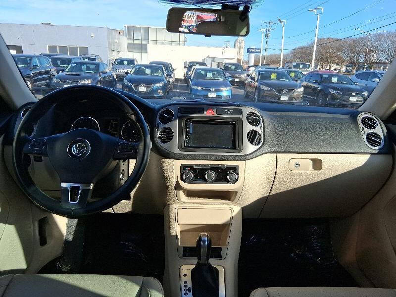 2011 Volkswagen Tiguan S 4Motion