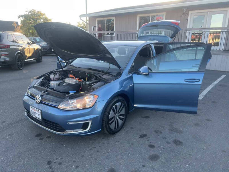 2016 Volkswagen e-Golf SE