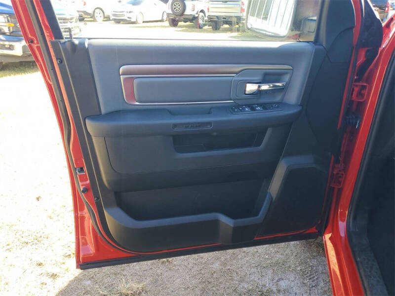 2024 RAM 1500 Classic SLT