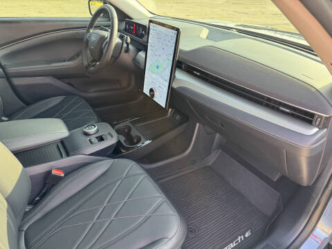 2023 Ford Mustang Mach-E Select