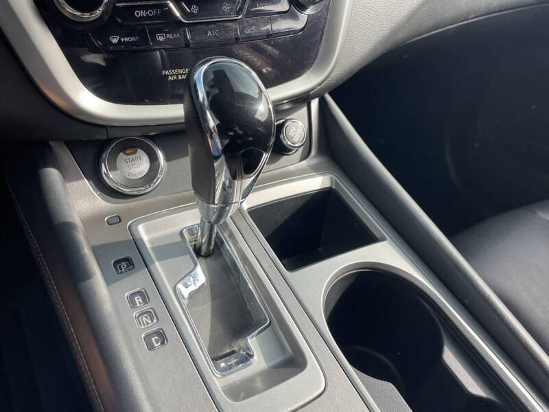 2023 Nissan Murano SV