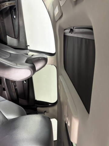 2011 GMC Acadia Denali