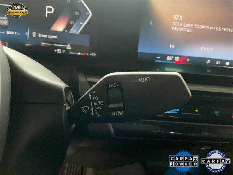 2025 BMW 5 Series 530i